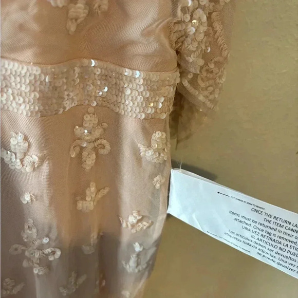 Mac Duggal
Sequined A-Line Gown‎ - Picture 7 of 7